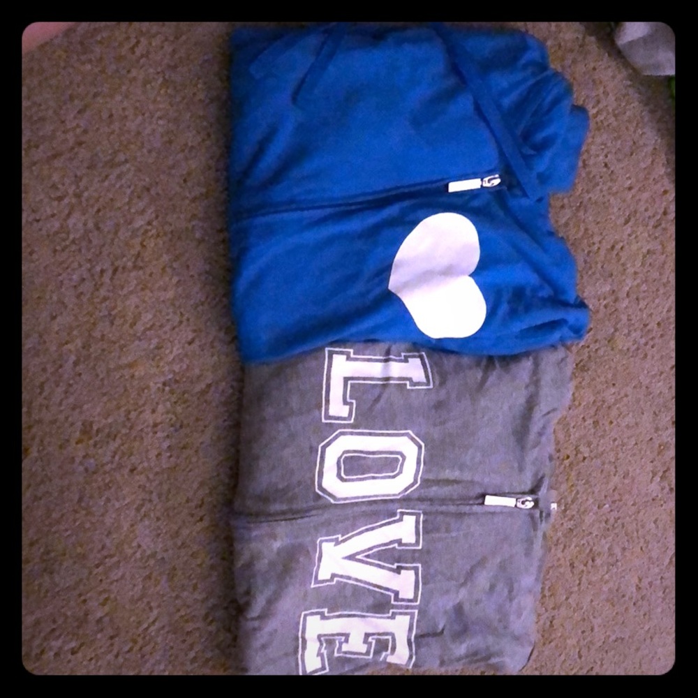 Zip up hoodie bundle